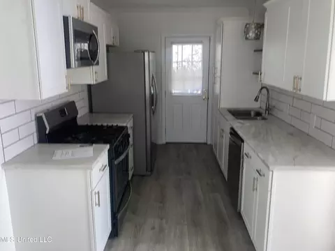 4816 Maplewood Dr, Jackson, MS 39206 photo 5