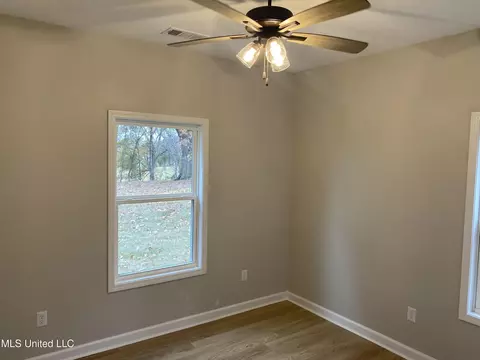 566 Mcmaster Rd, Sarah, MS 38665 photo 12