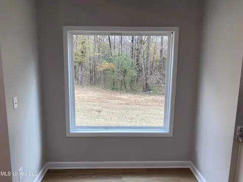 566 Mcmaster Rd, Sarah, MS 38665 photo 8