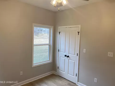 566 Mcmaster Rd, Sarah, MS 38665 photo 13
