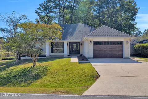 6466 Kalipekona Way, Diamondhead, MS 39525