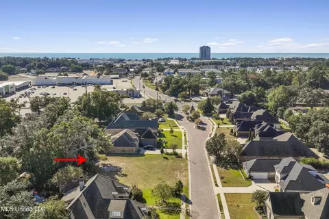 310 Goose Pointe Blvd, Biloxi, MS 39531