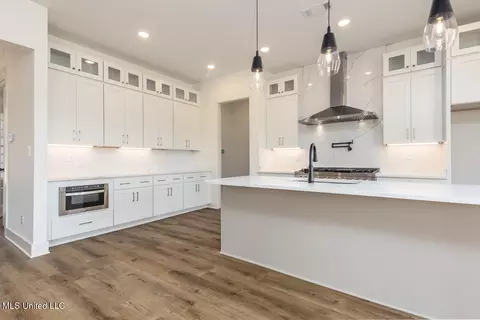 Kitchen - 1487 John Thomas Cv, Hernando, MS 38632 photo 1 of 4