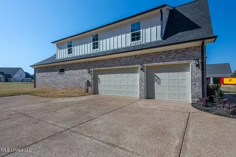 Exterior - 1487 John Thomas Cv, Hernando, MS 38632 photo 5 of 11