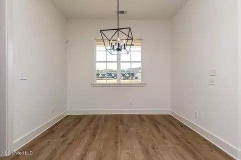 Dining - 1487 John Thomas Cv, Hernando, MS 38632 photo 1 of 1