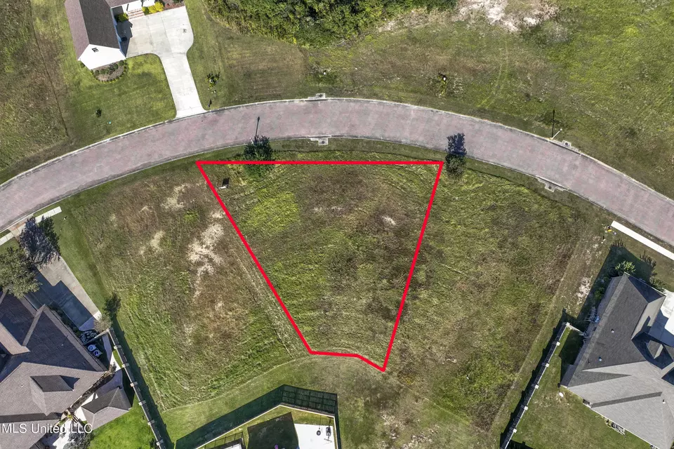  410 Goose Pointe Blvd, Biloxi, MS 39531 photo 11