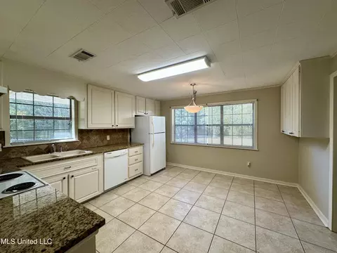 Kitchen - 5214 Old Jackson Rd, Terry, MS 39170 photo 2 of 3