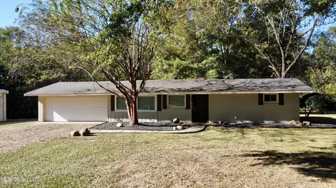 5214 Old Jackson Rd, Terry, MS 39170