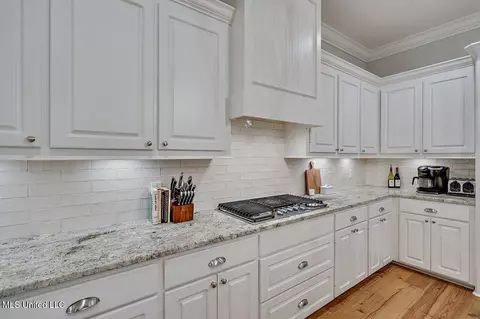 Kitchen - 107 Twain Trl, Clinton, MS 39056 photo 5 of 6