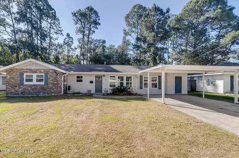 3 40th St, Gulfport, MS 39507