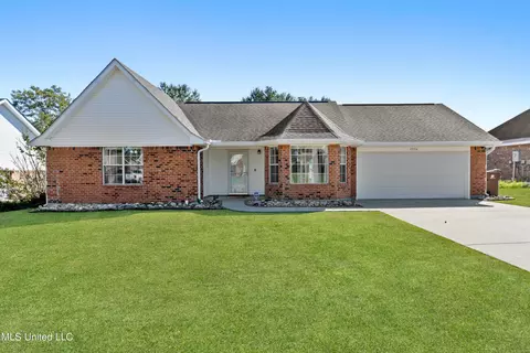 15156 Audubon Lake Blvd, Gulfport, MS 39503
