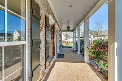 Exterior - 714 S Chickasaw Dr, Flowood, MS 39232 photo 7 of 20