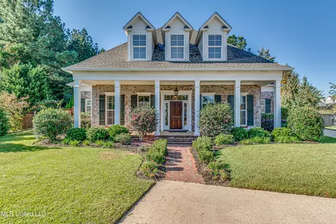 714 S Chickasaw Dr, Flowood, MS 39232