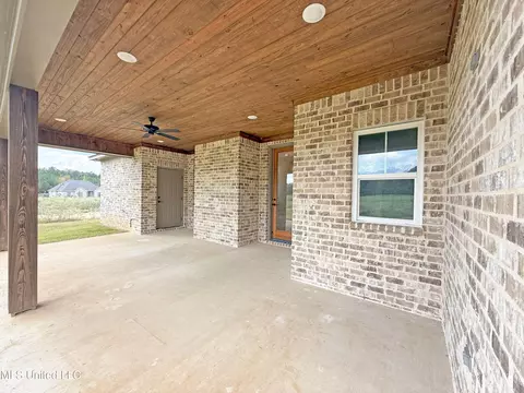 Exterior - 306 Tremont Dr, Florence, MS 39073 photo 4 of 4