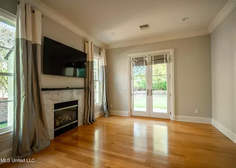 Living - 131 Royal Lytham, Jackson, MS 39211 photo 5 of 6