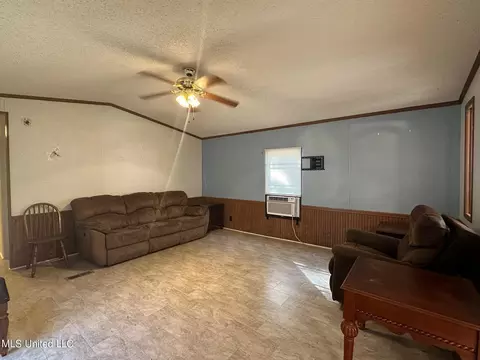 523 Walker Ln, Raymond, MS 39154 photo 7