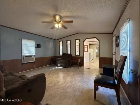523 Walker Ln, Raymond, MS 39154 photo 8