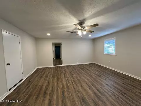308 Bomar St, Brandon, MS 39042 photo 5