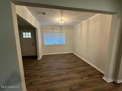 308 Bomar St, Brandon, MS 39042 photo 3