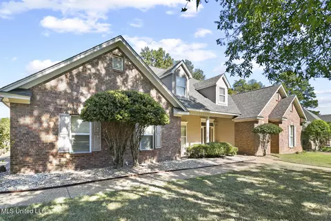 Exterior - 105 Trace Ridge Dr, Clinton, MS 39056 photo 3 of 8