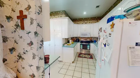 Kitchen - 4385 Stringfellow Rd, Lucedale, MS 39452 photo 1 of 2