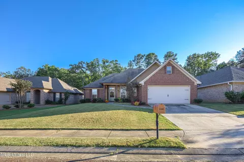 338 Austin Cir, Brandon, MS 39047