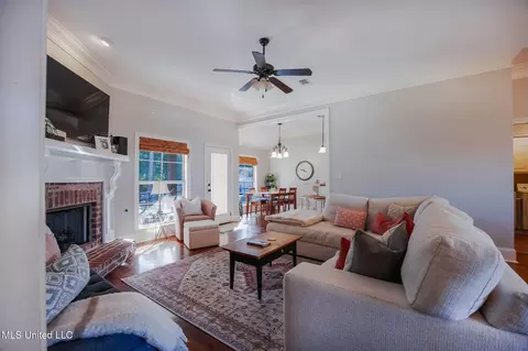 338 Austin Cir, Brandon, MS 39047 photo 5