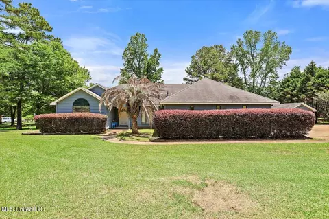 2670 Wells Rd, Raymond, MS 39154 photo 2