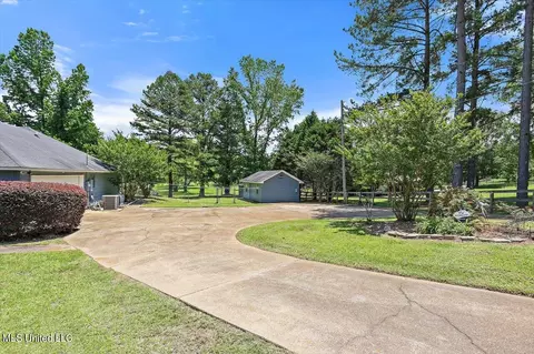 2670 Wells Rd, Raymond, MS 39154 photo 5