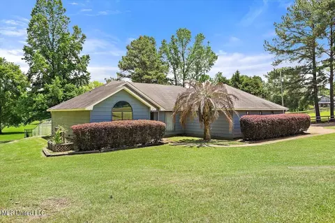 2670 Wells Rd, Raymond, MS 39154 photo 3