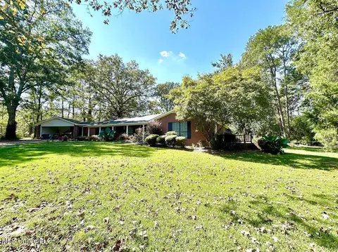 148 Kemp Rd, Magee, MS 39111