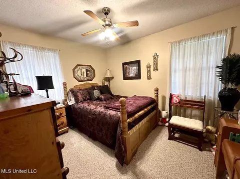 Bedroom - 148 Kemp Rd, Magee, MS 39111 photo 5 of 6