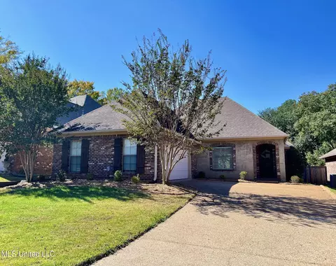 220 Lake Harbour Lndg, Ridgeland, MS 39157