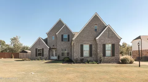 6278 Houston Ln, Olive Branch, MS 38654