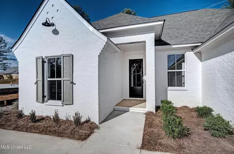 120 Springs Xing, Madison, MS 39110 photo 3