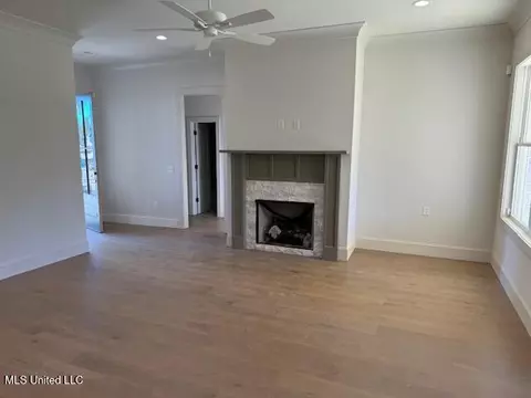 120 Springs Xing, Madison, MS 39110 photo 13
