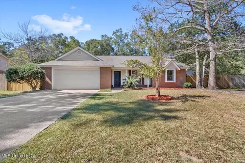 11927 Concorde Dr, Gulfport, MS 39503