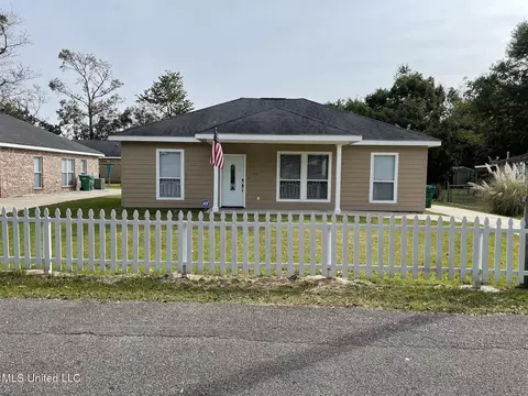 203 Milner Ave, Gulfport, MS 39507
