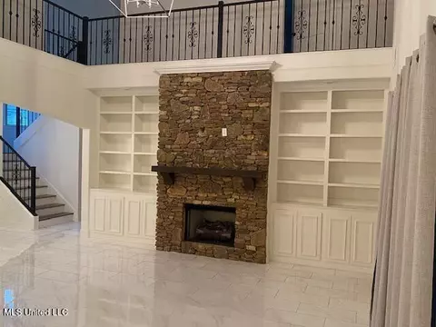 4156 Charleston Pl, Hernando, MS 38632 photo 3