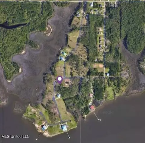 Ascot Drive, Biloxi, MS 39532 photo 2