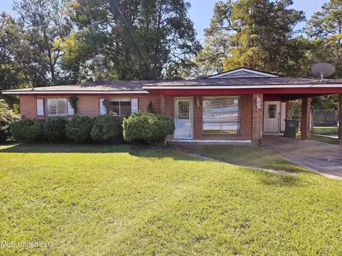 5630 Frederick St, Moss Point, MS 39563 photo 2