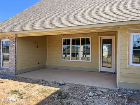 Exterior - 260 Bronson Bnd, Flowood, MS 39232 photo 5 of 6