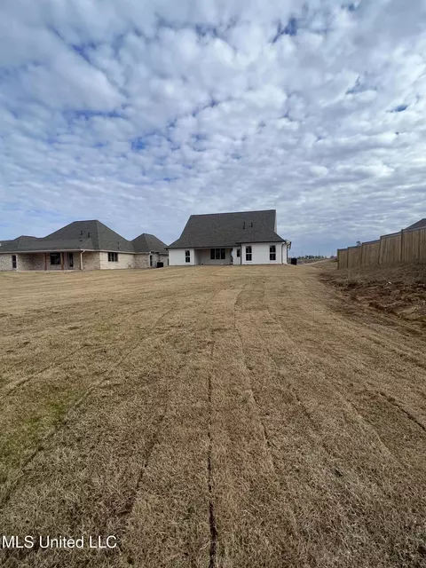 Exterior - 260 Bronson Bnd, Flowood, MS 39232 photo 2 of 6
