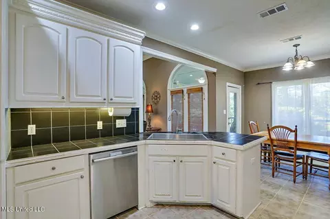 115 Greenridge Dr, Madison, MS 39110 photo 13