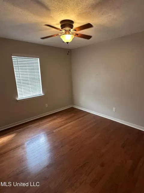 2003 Fox Hill Ln, Byram, MS 39272 photo 7