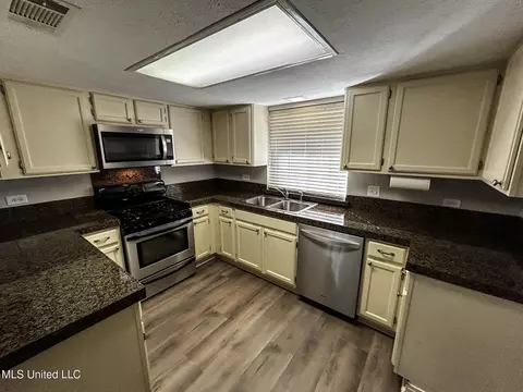147 Summit Ridge Dr, Brandon, MS 39042 photo 6