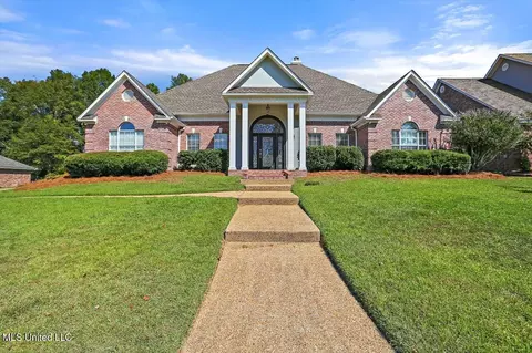 328 Eastridge Dr, Brandon, MS 39042
