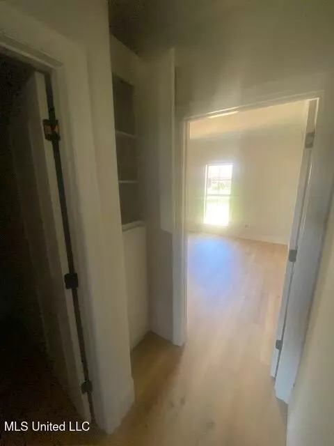 Entry Way - 124 Saint Croix Ln, Madison, MS 39110 photo 1 of 2