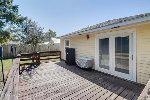 Exterior - 304 Charles Ave, Long Beach, MS 39560 photo 2 of 5