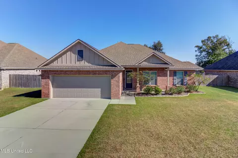 3012 Sea Oats Dr, Long Beach, MS 39560